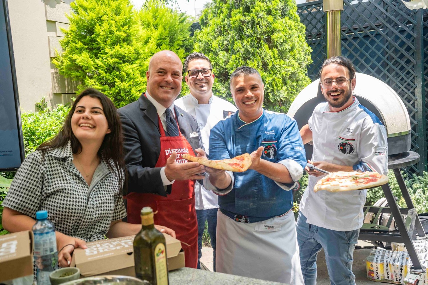 75728dc9-dfd0-476a-8c88-5d085dfba532